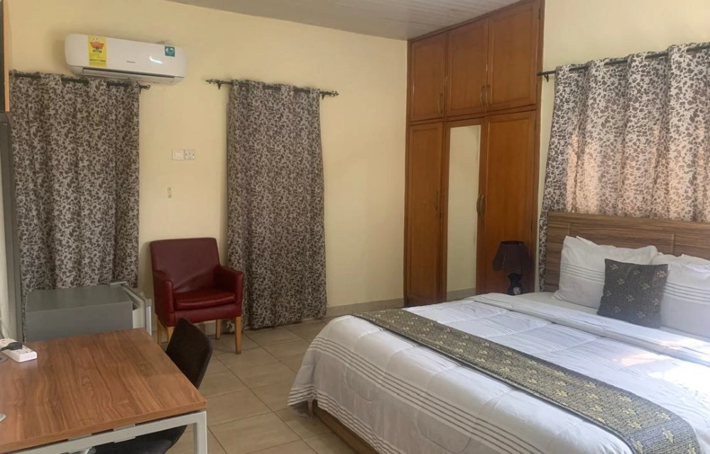 Bond Royale Hotel Blog Pictures