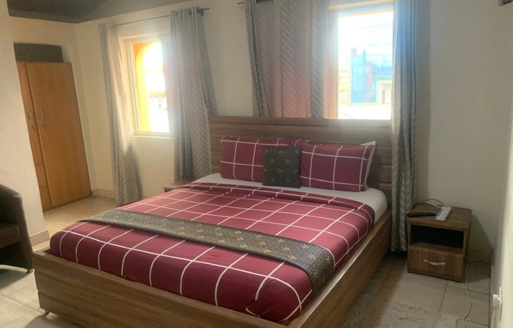 Bond Royale Hotel Blog Pictures